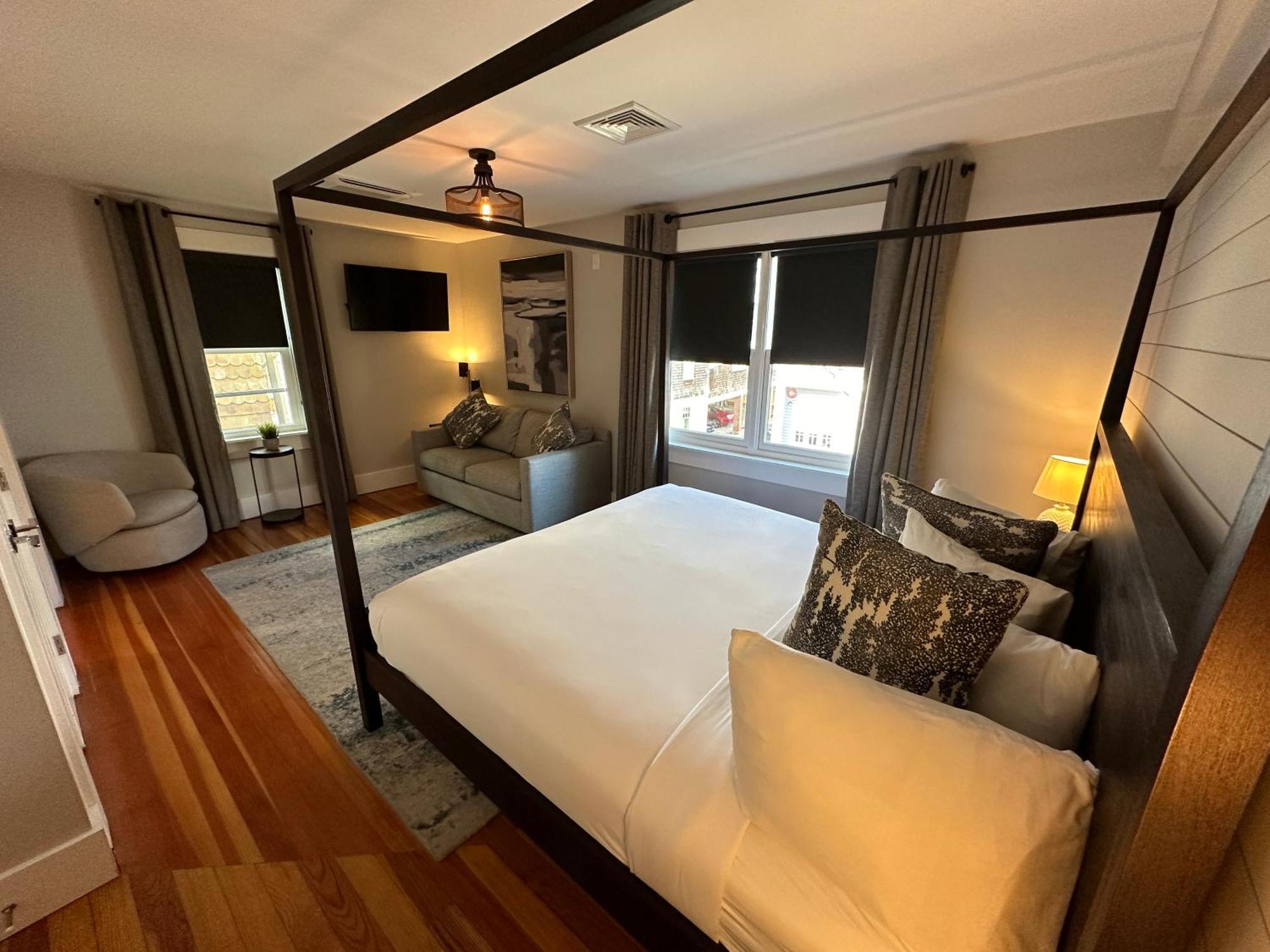 Entire Modern 7 Unit 7 Bath Boutique Inn Torre di Torre di Newport Esterno foto
