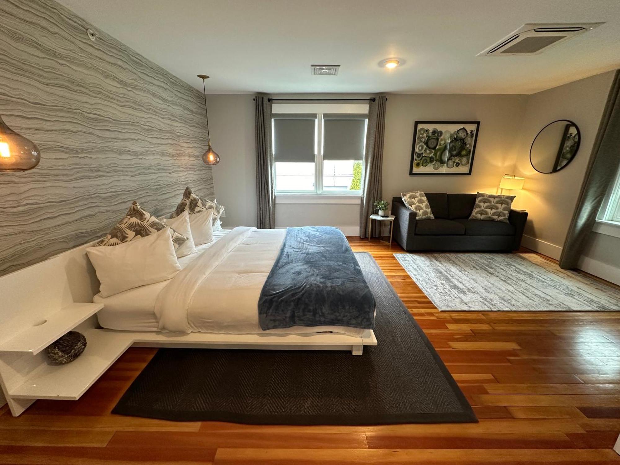 Entire Modern 7 Unit 7 Bath Boutique Inn Torre di Torre di Newport Esterno foto