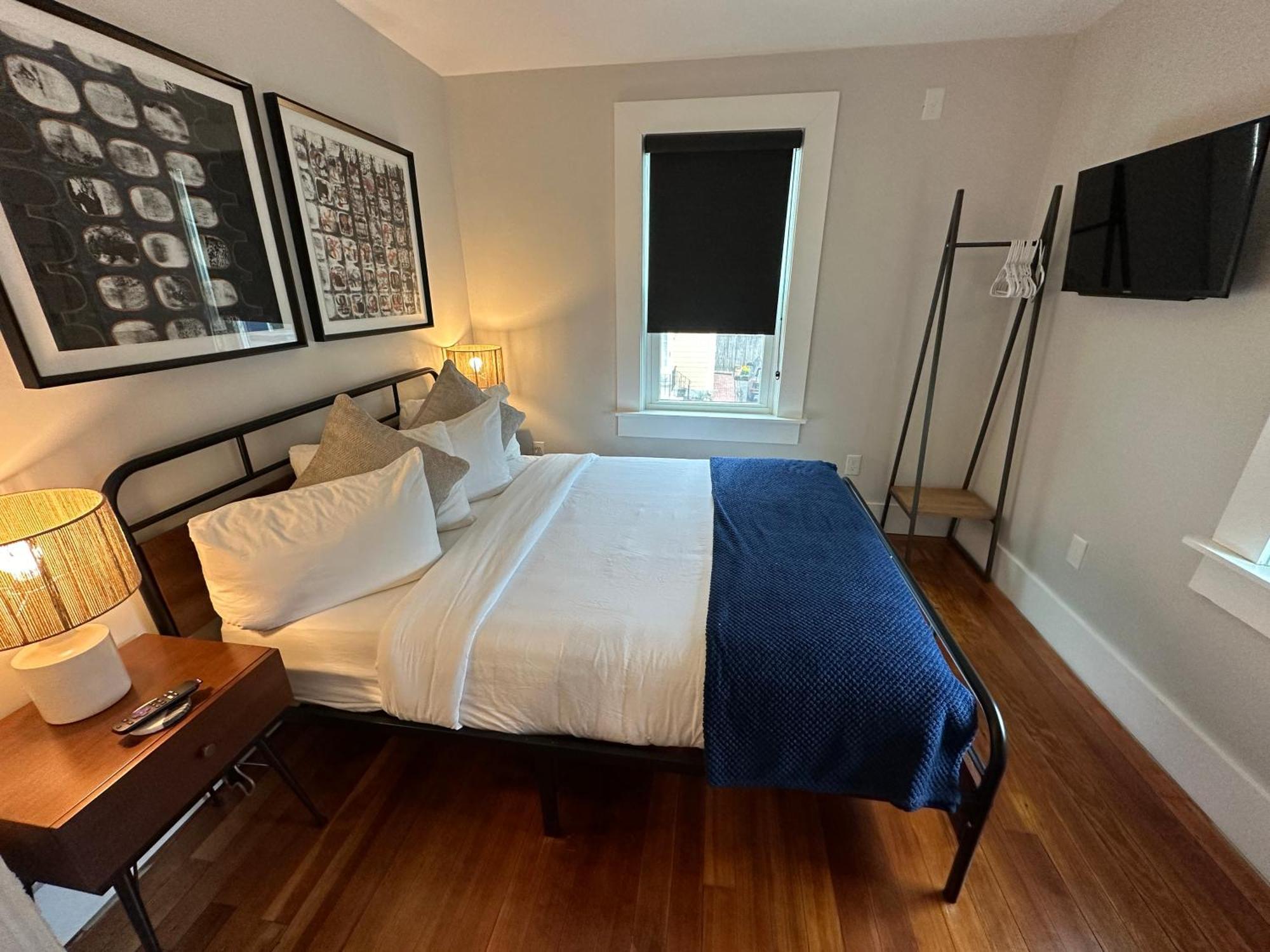 Entire Modern 7 Unit 7 Bath Boutique Inn Torre di Torre di Newport Esterno foto