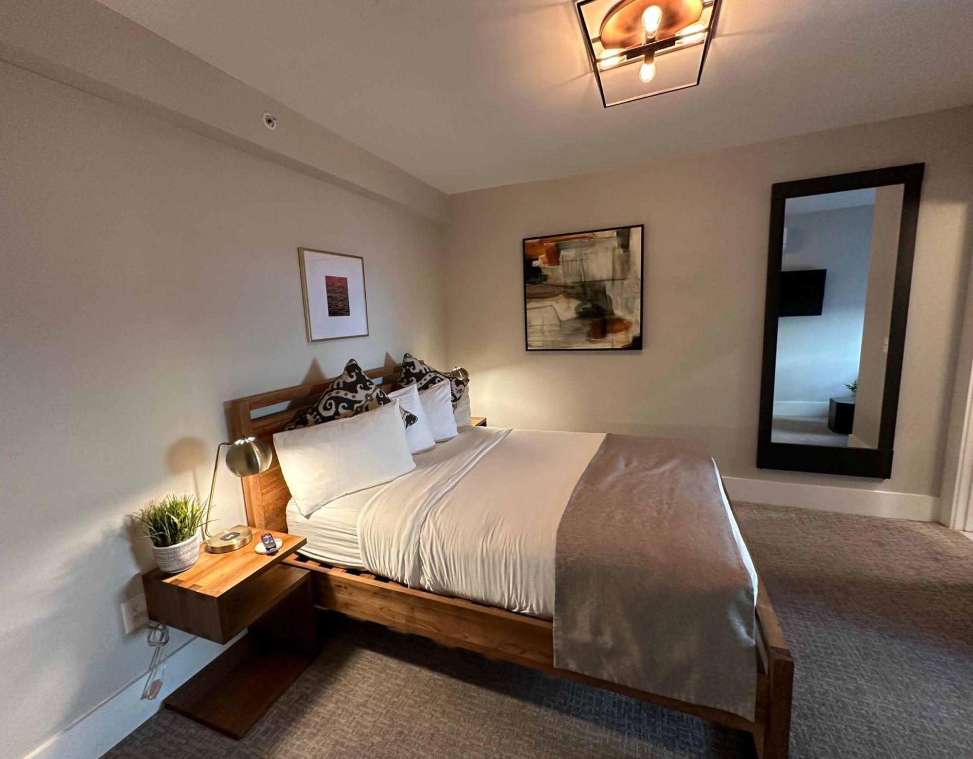 Entire Modern 7 Unit 7 Bath Boutique Inn Torre di Torre di Newport Esterno foto